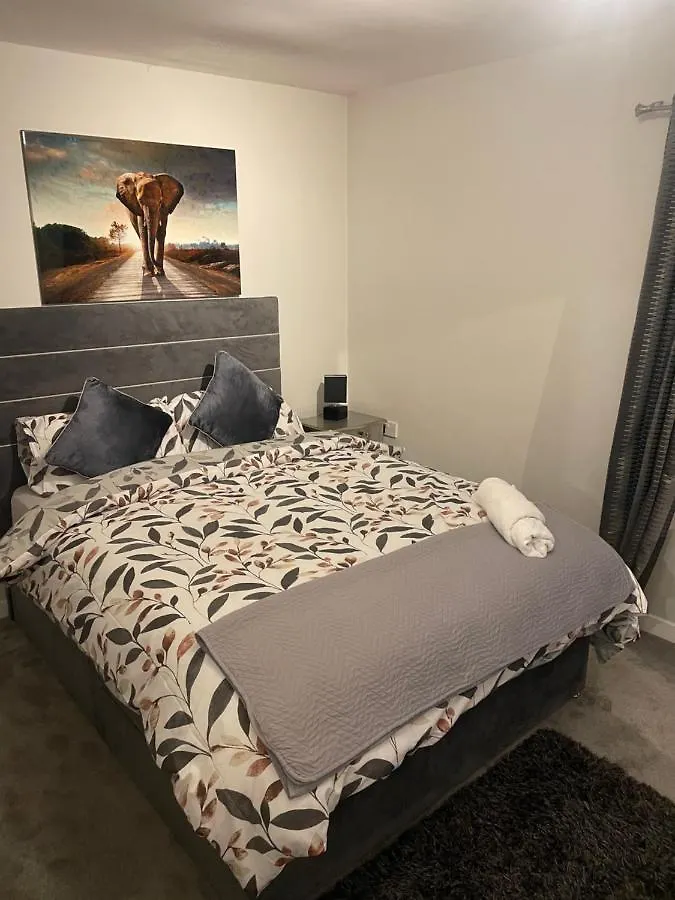 Fantastic Full 3 Bedroom Modern Apartment Belfast United Kingdom